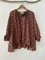 Load image in the gallery viewer,Túnica oversize DOTTIE
