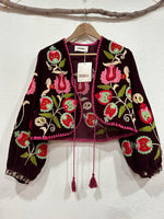 Load image in the gallery viewer,Casaco curto em veludo bordado KERALA
