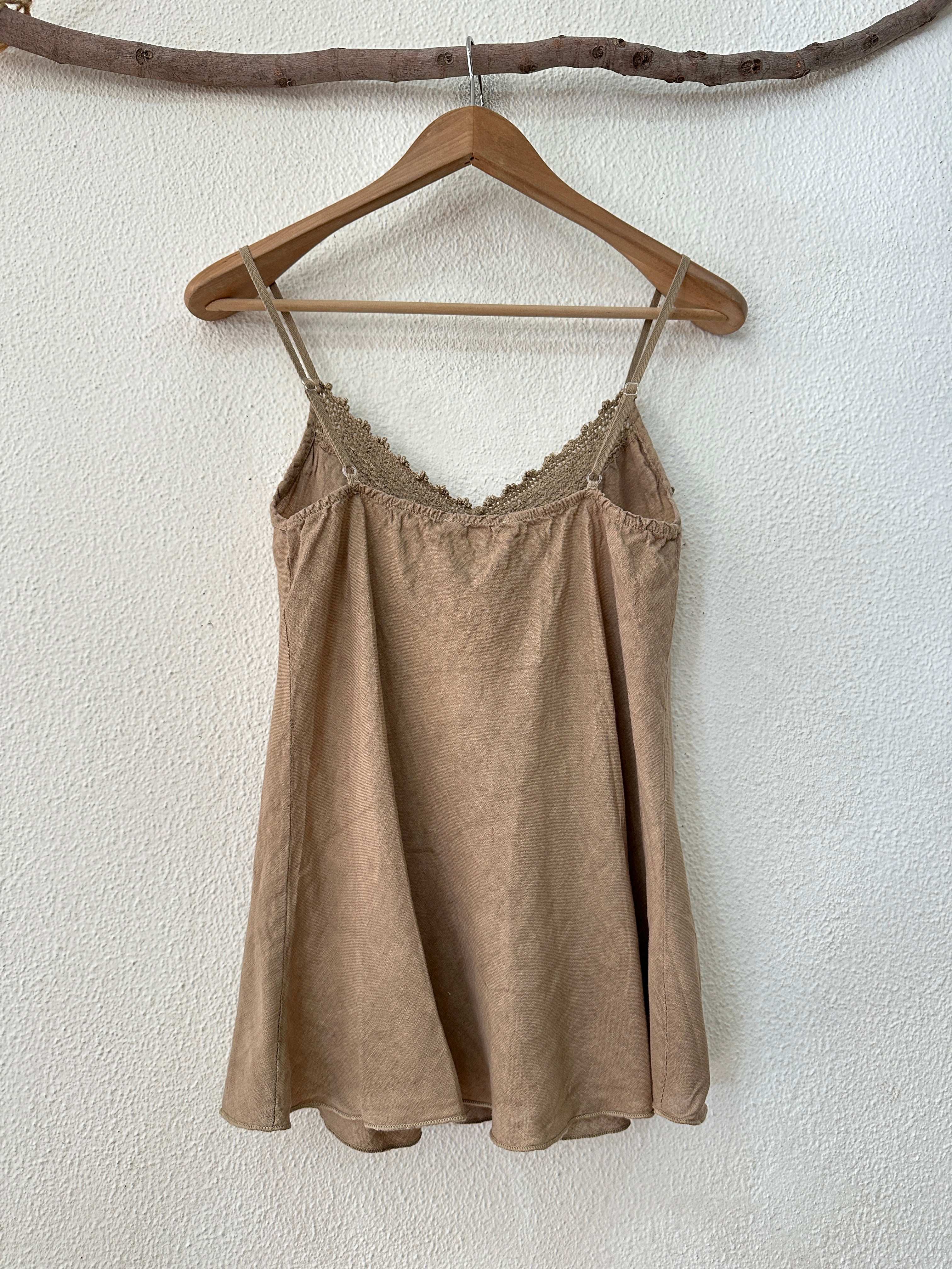 Top em linho c/renda e corte em viés RIVIERA