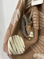 Load image in the gallery viewer,Mala estilo hobo em fazenda LIVORNO
