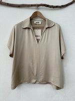 Load image in the gallery viewer,Túnica oversize acetinada BRITNEY
