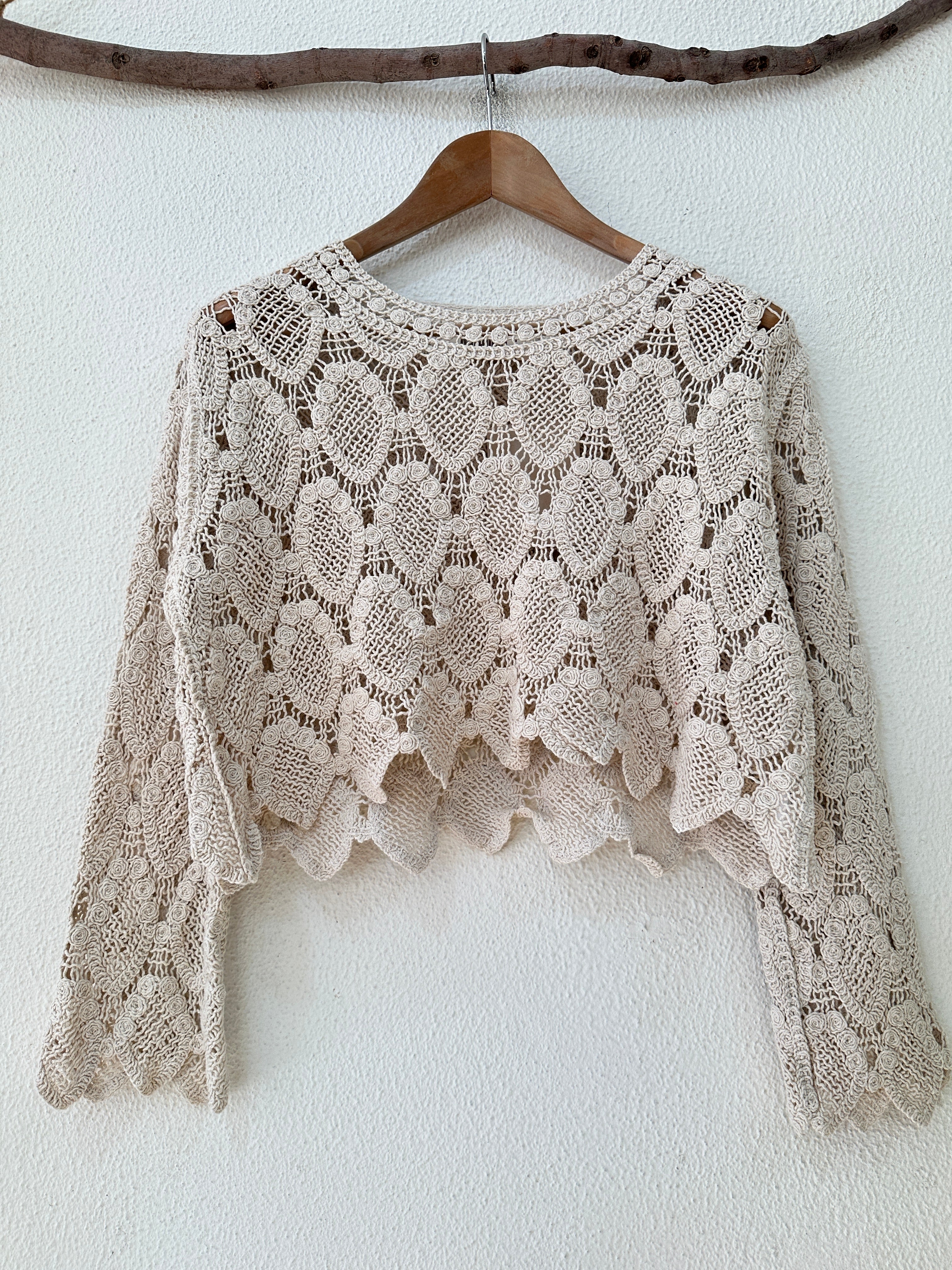 Camisola curta em crochet DESIRE