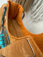 Carregar imagem no visualizador da galeria, Mala em pele c/franjas CALLIOPE
