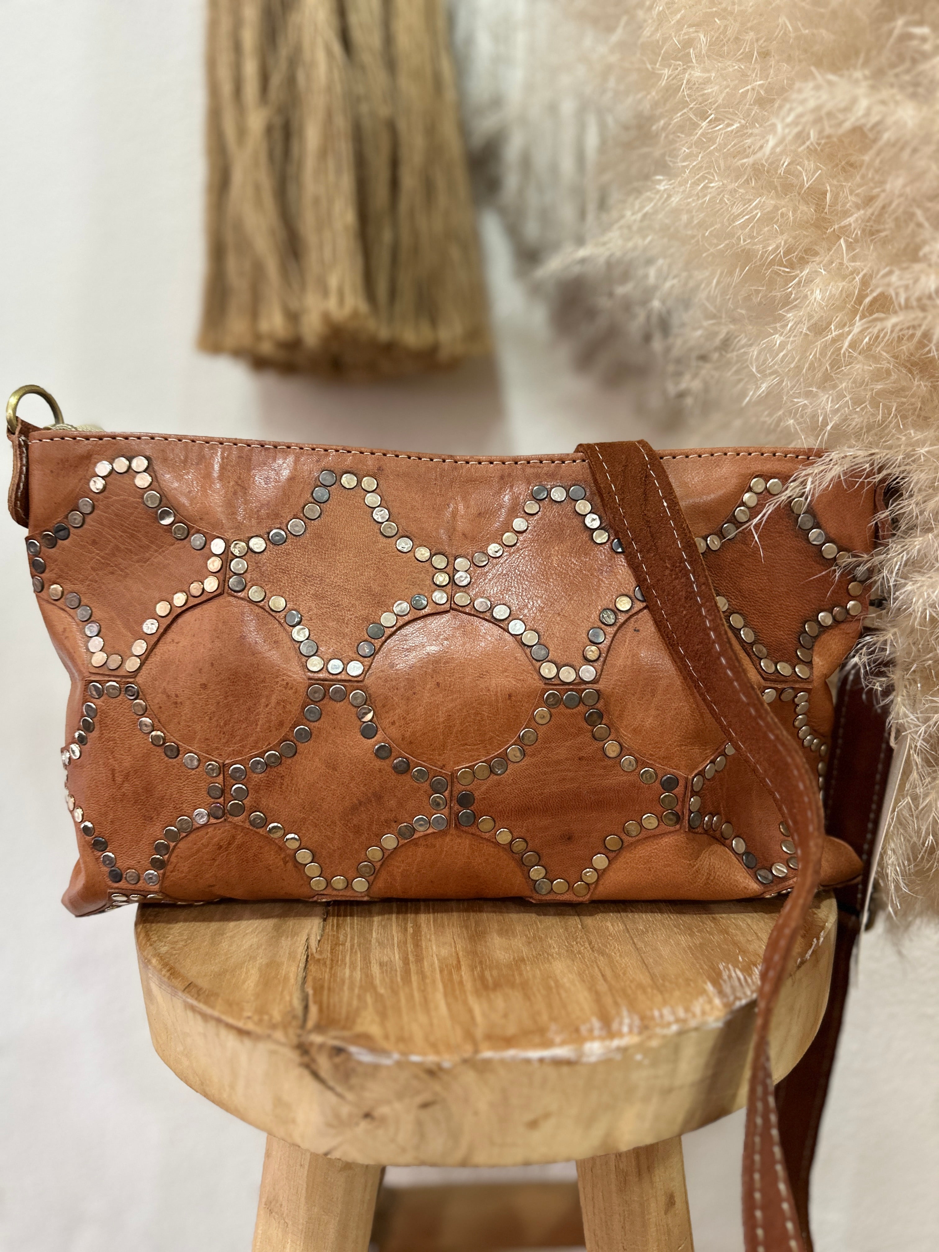 Clutch em pele MEKNÈS