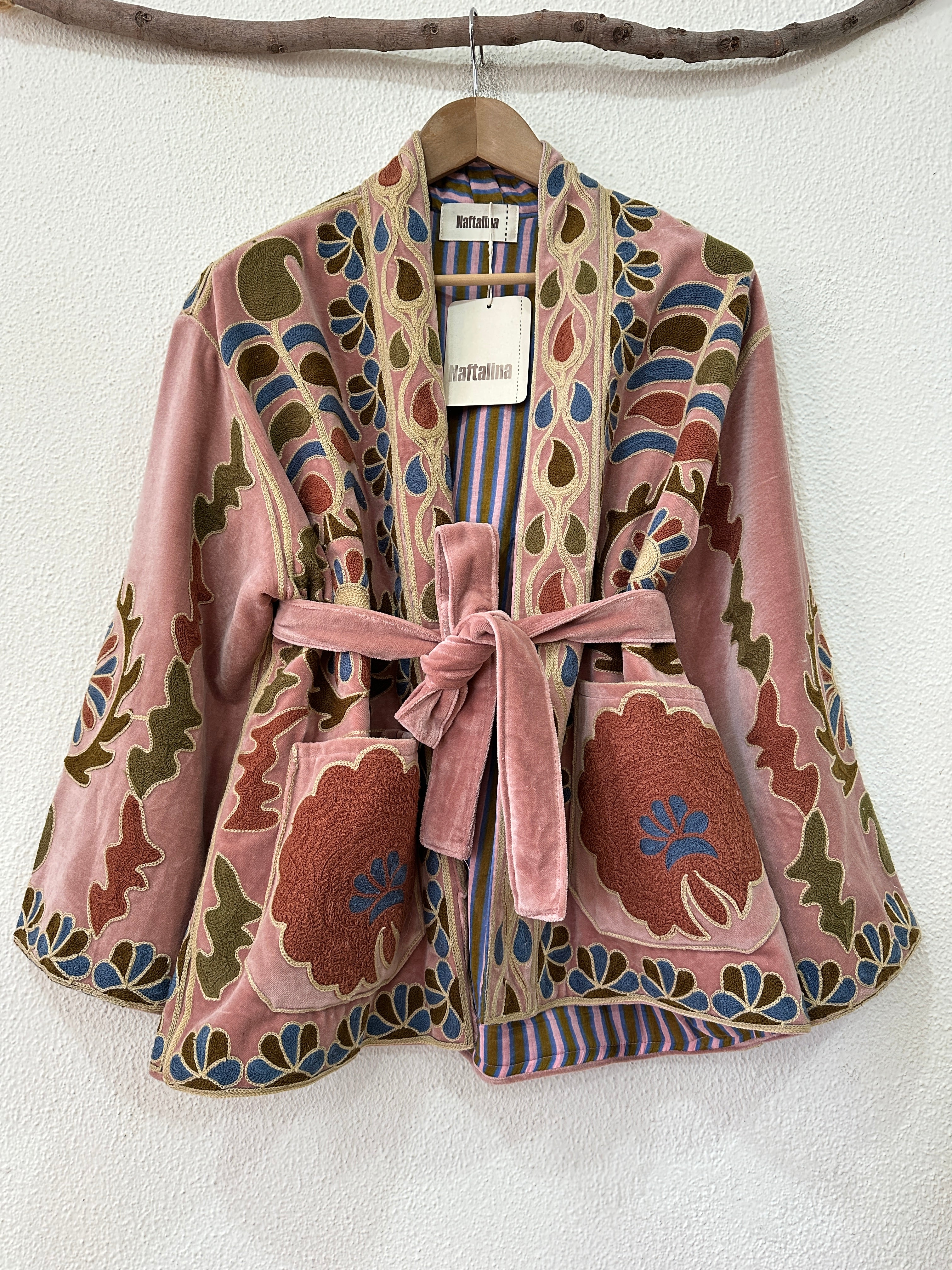 Kimono em veludo bordado RAHDA