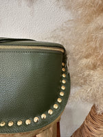 Load image in the gallery viewer,Bolsa crossbody em pele CYNTHIA
