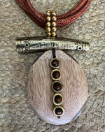 Carregar imagem no visualizador da galeria, Colar étnico comprido PRETÓRIA
