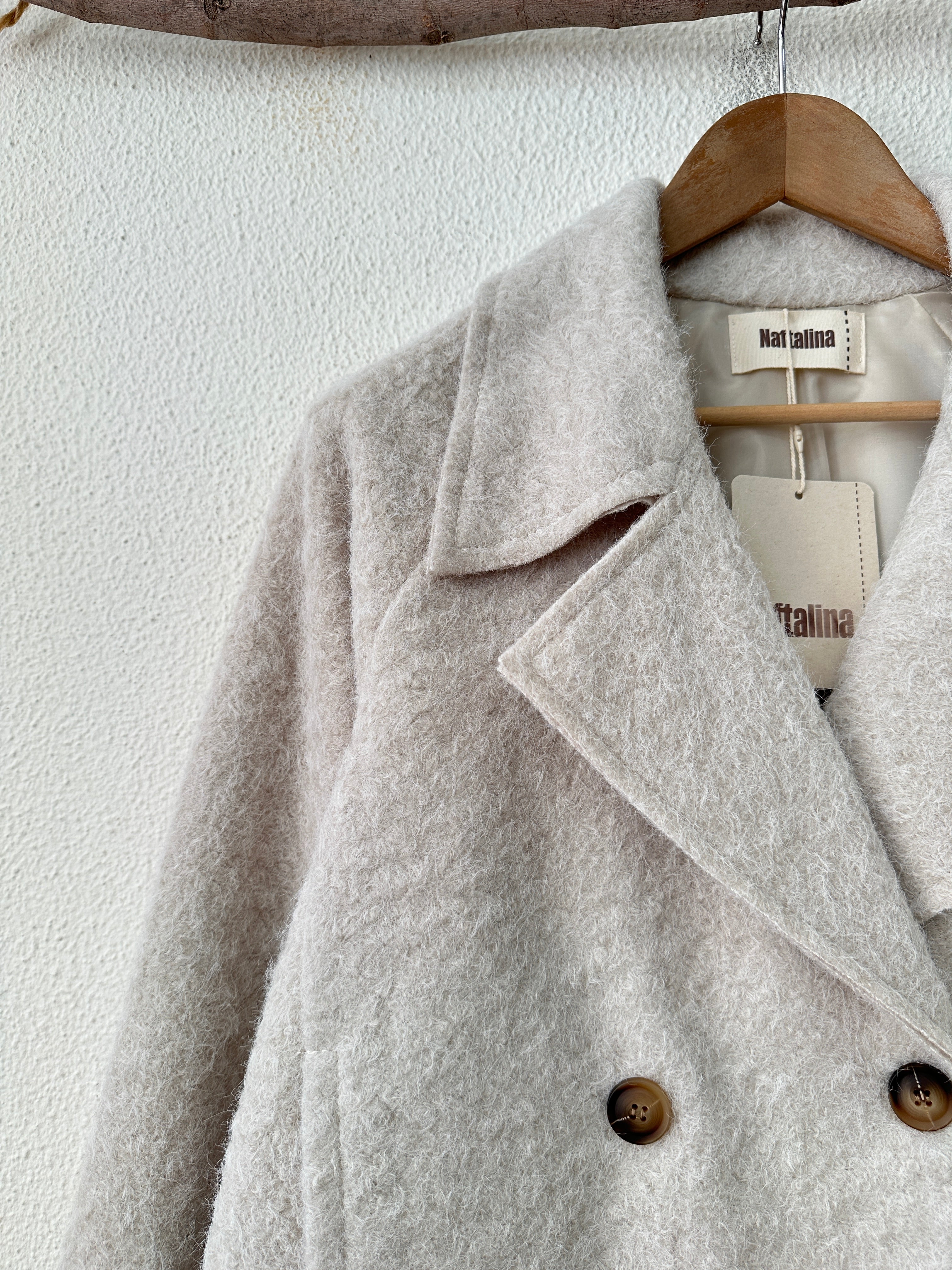 Casaco curto em fazenda forrado AMBER