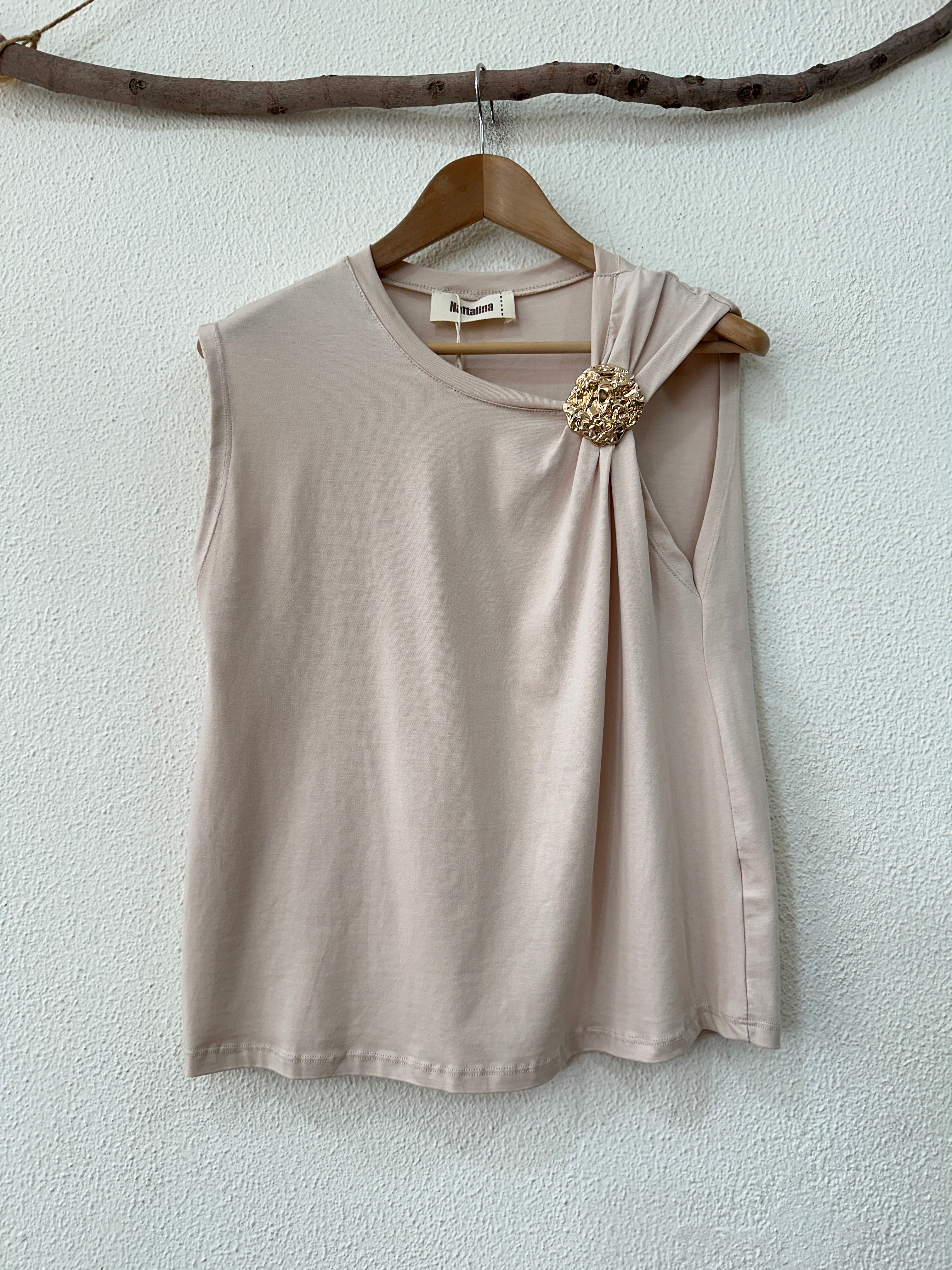 Top c/ detalhe dourado MAELIS