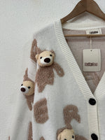 Load image in the gallery viewer,Casaco de malha oversize c/aplicações TEDDY BEAR
