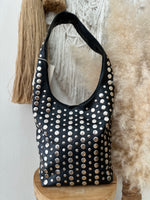 Carregar imagem no visualizador da galeria, Mala de ombro em pele c/tachas MORANI
