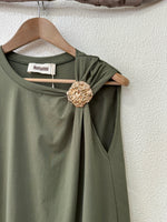 Carregar imagem no visualizador da galeria, Top c/ detalhe dourado MAELIS
