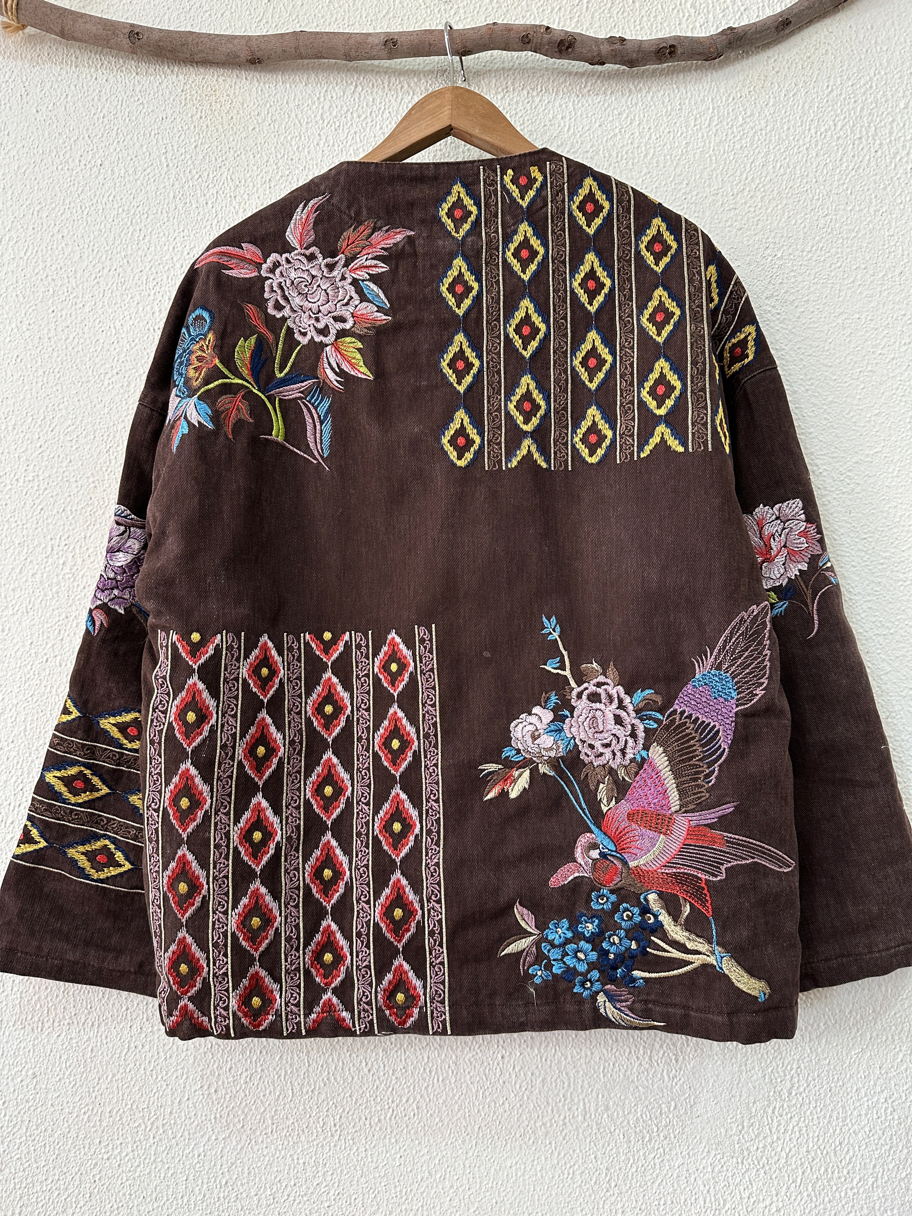 Casaco de sarja acolchoado bordado AIKO