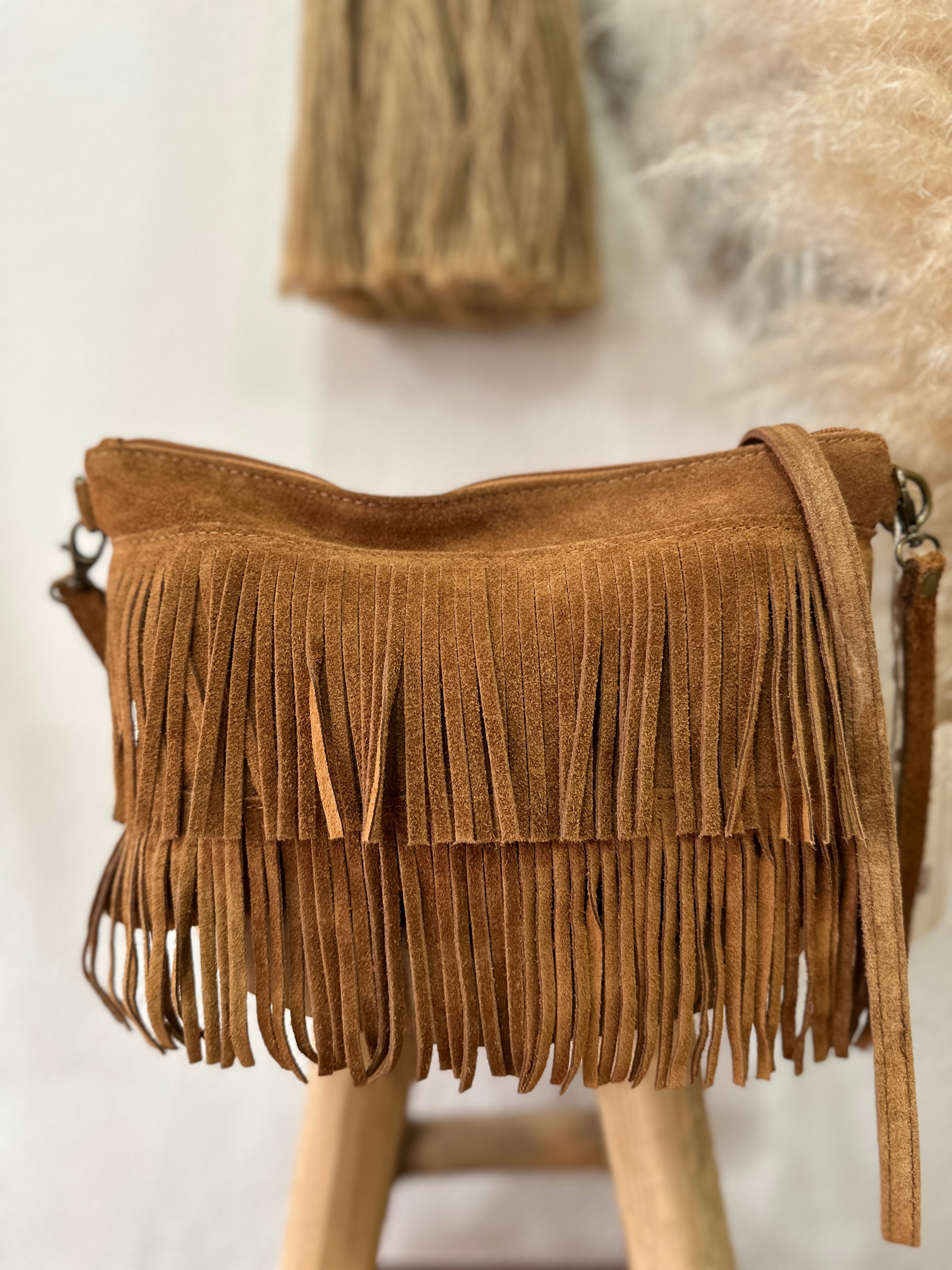 Mala em camurça com franjas RAVENA
