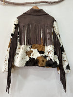 Load image in the gallery viewer,Casaco c/ imitação de pelo e franjas GLORIA
