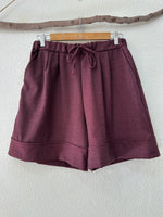 Load image in the gallery viewer,Calções em fazenda SYROH
