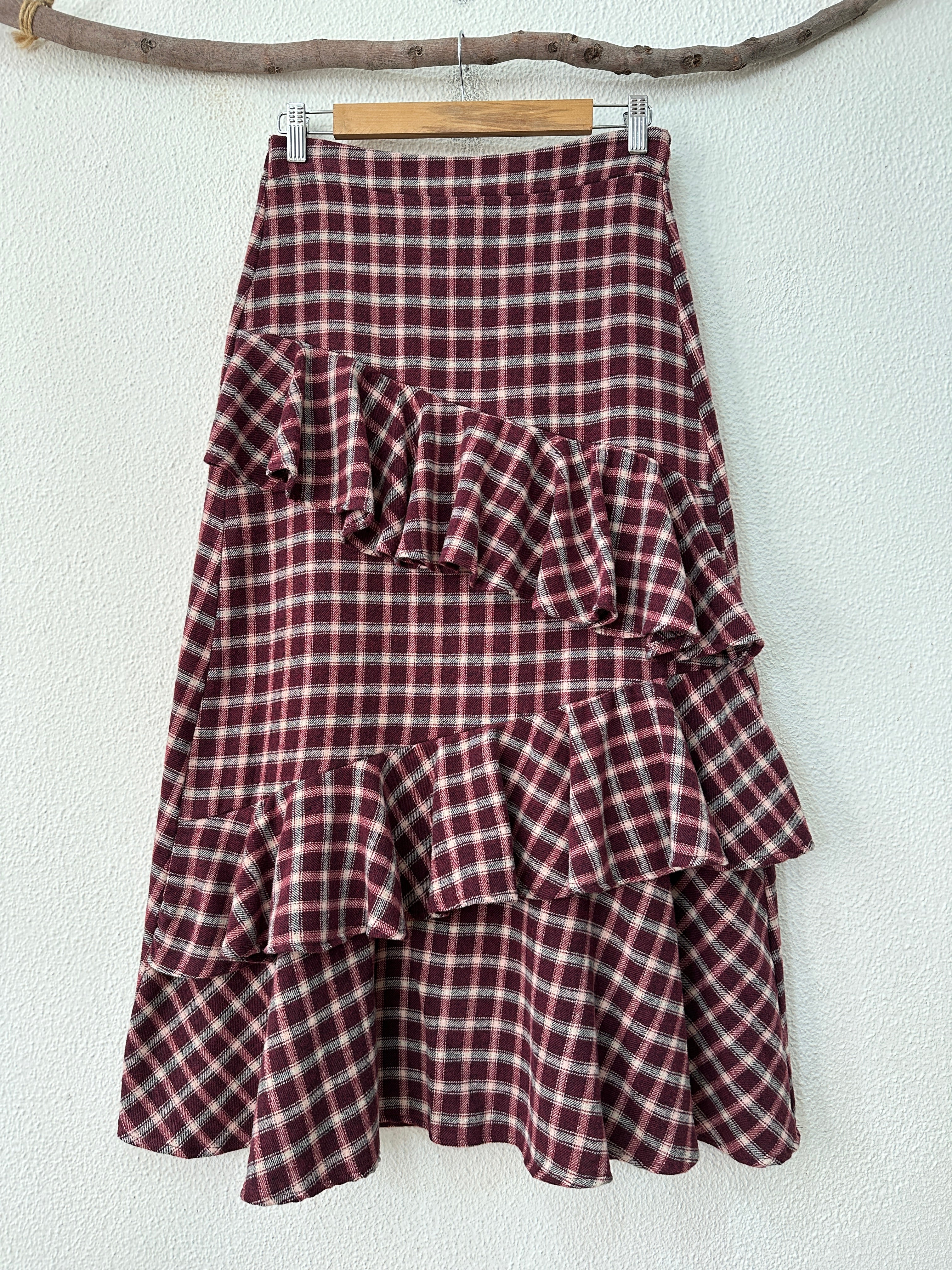 Saia em flanela c/ folhos CAROL