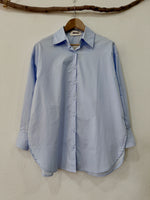 Load image in the gallery viewer,Camisa oversize em algodão ICY
