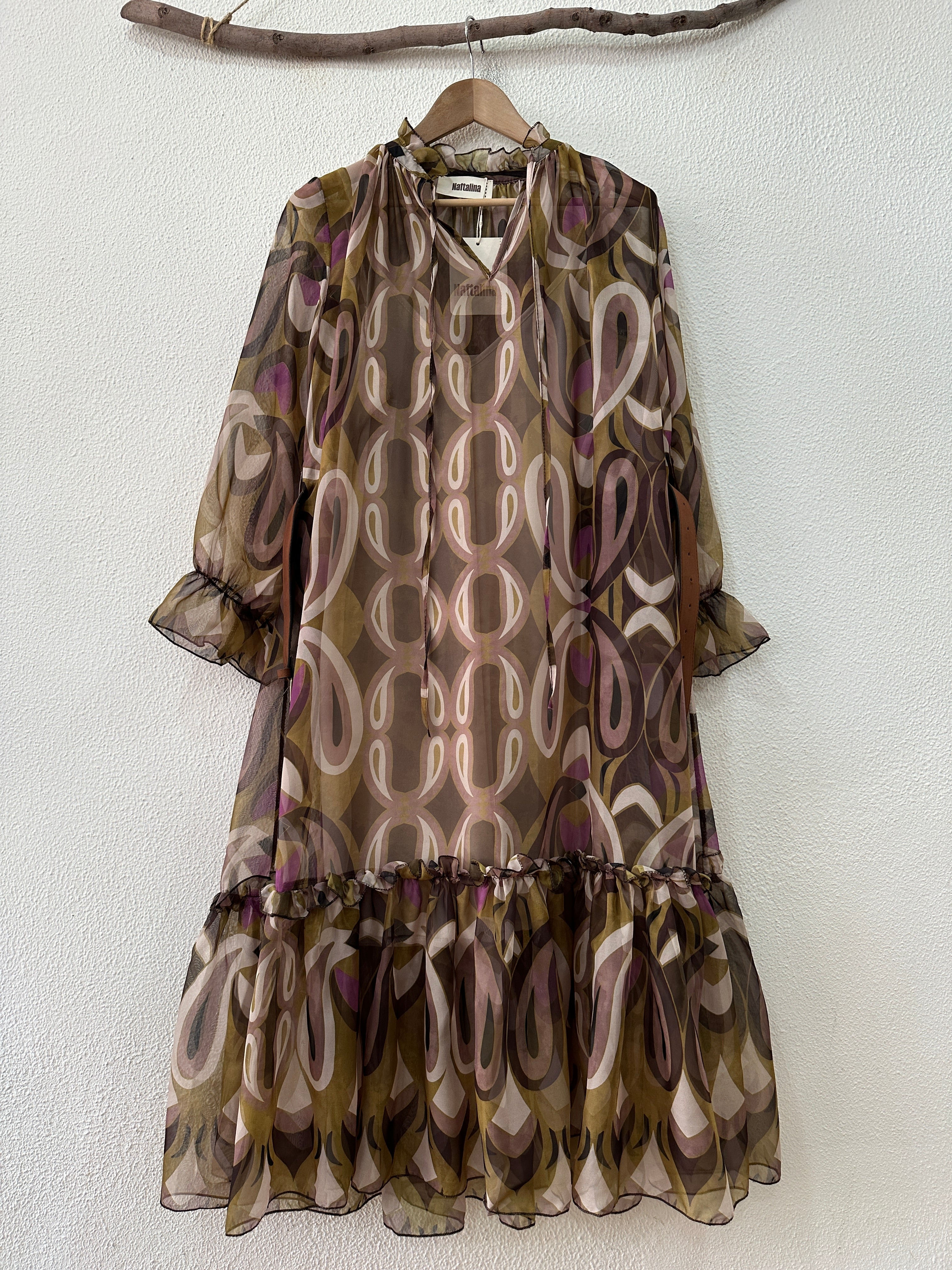 Vestido em chiffon c/ cinto ELEGANCE