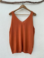 Carregar imagem no visualizador da galeria, Top de malha fina Ada
