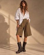 Load image in the gallery viewer,Bermudas c/ bolsos OXFORD
