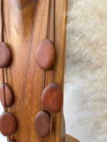 Load image in the gallery viewer,Colar comprido em madeira FARGO
