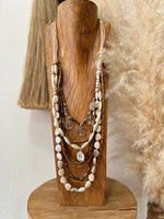 Carica l'immagine nel visualizzatore della galleria,Colar comprido multivoltas ELIZABETH
