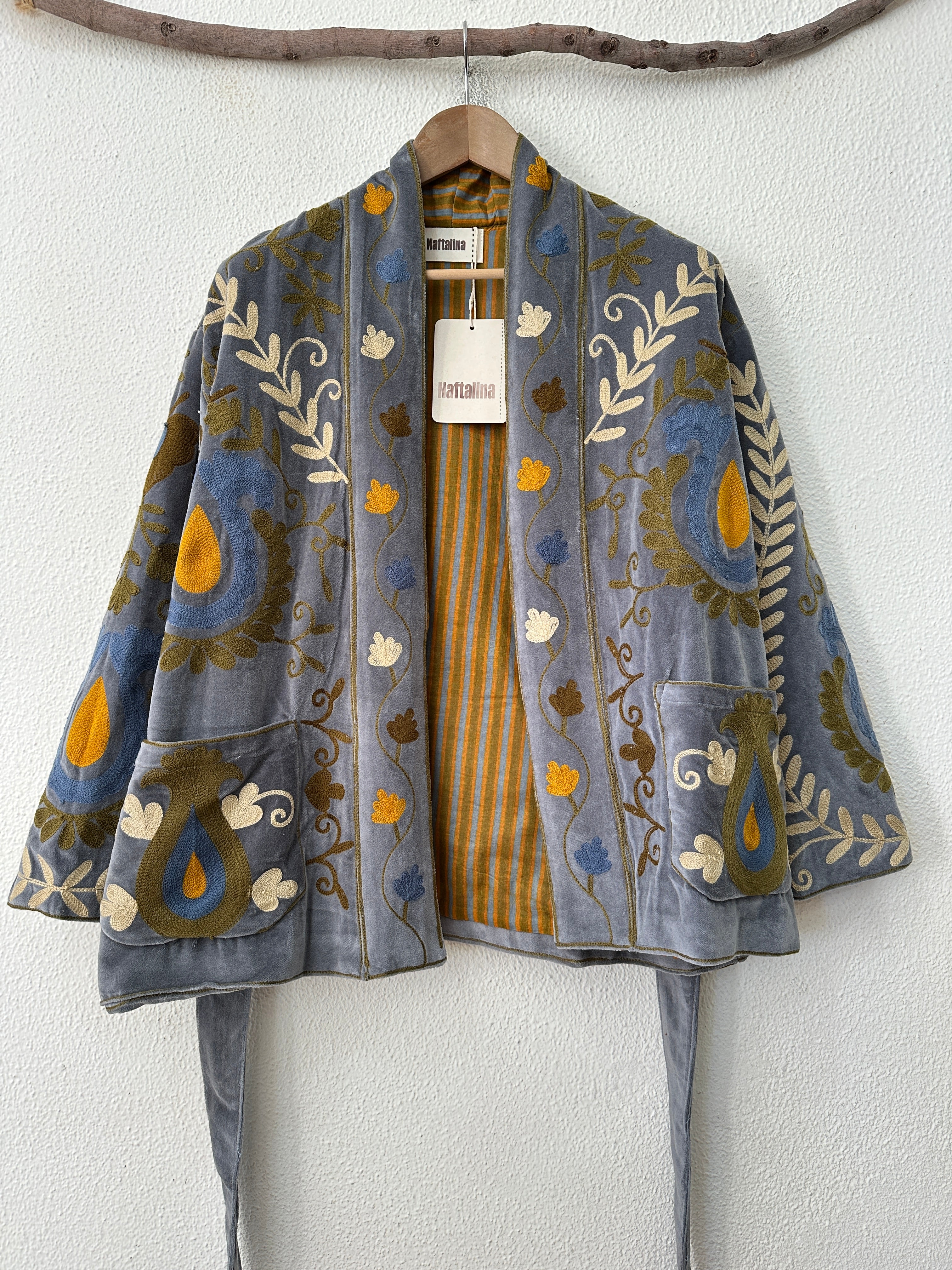 Kimono em veludo bordado LAKSHMI