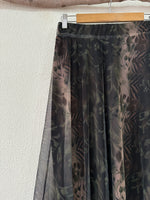 Load image in the gallery viewer,Saia em tule MIA
