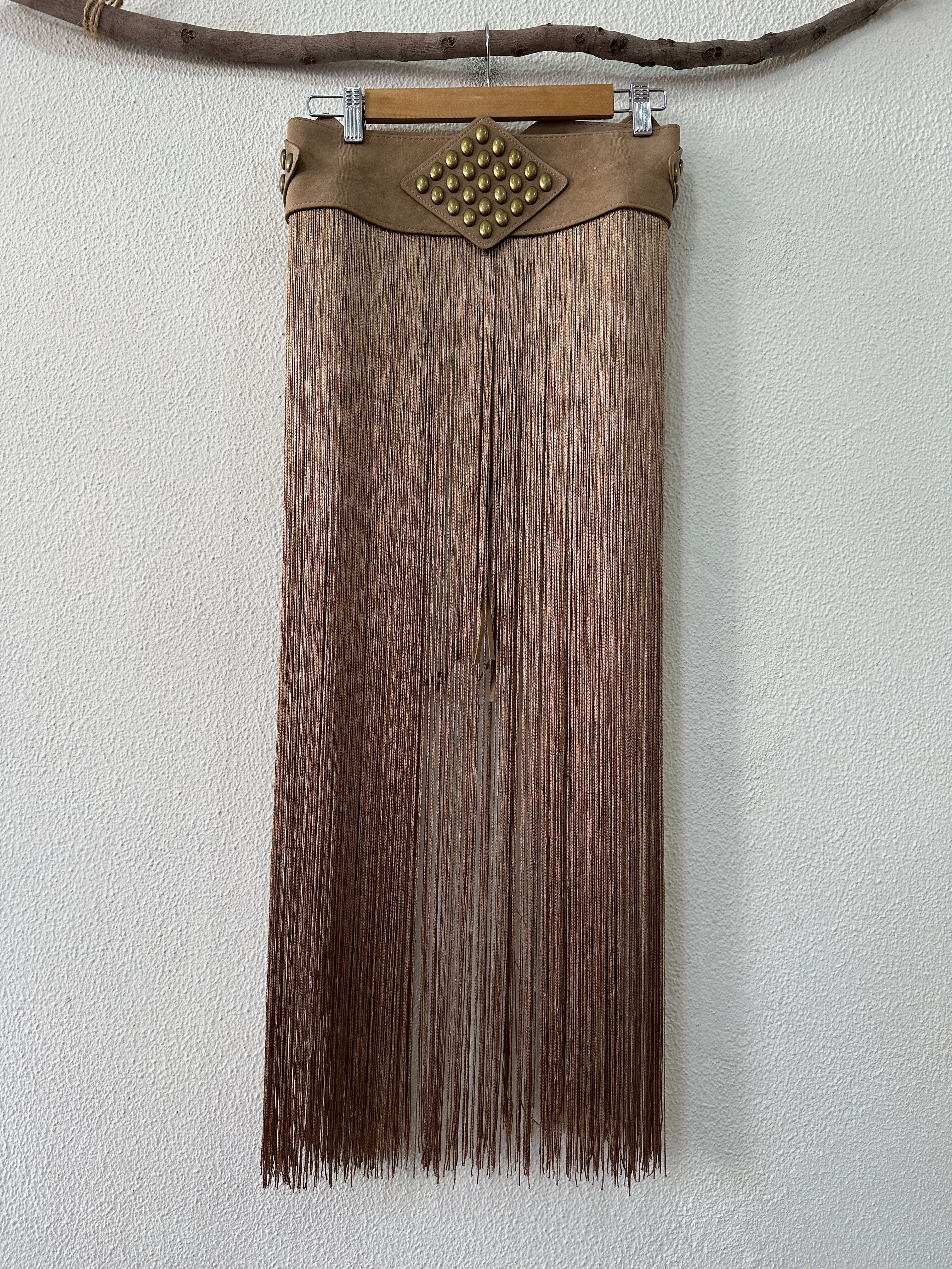 Cinto c/tachas e franjas compridas WEST