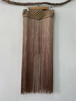 Carregar imagem no visualizador da galeria, Cinto c/tachas e franjas compridas WEST
