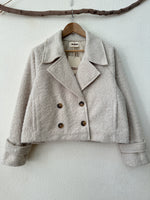 Load image in the gallery viewer,Casaco curto em fazenda forrado AMBER
