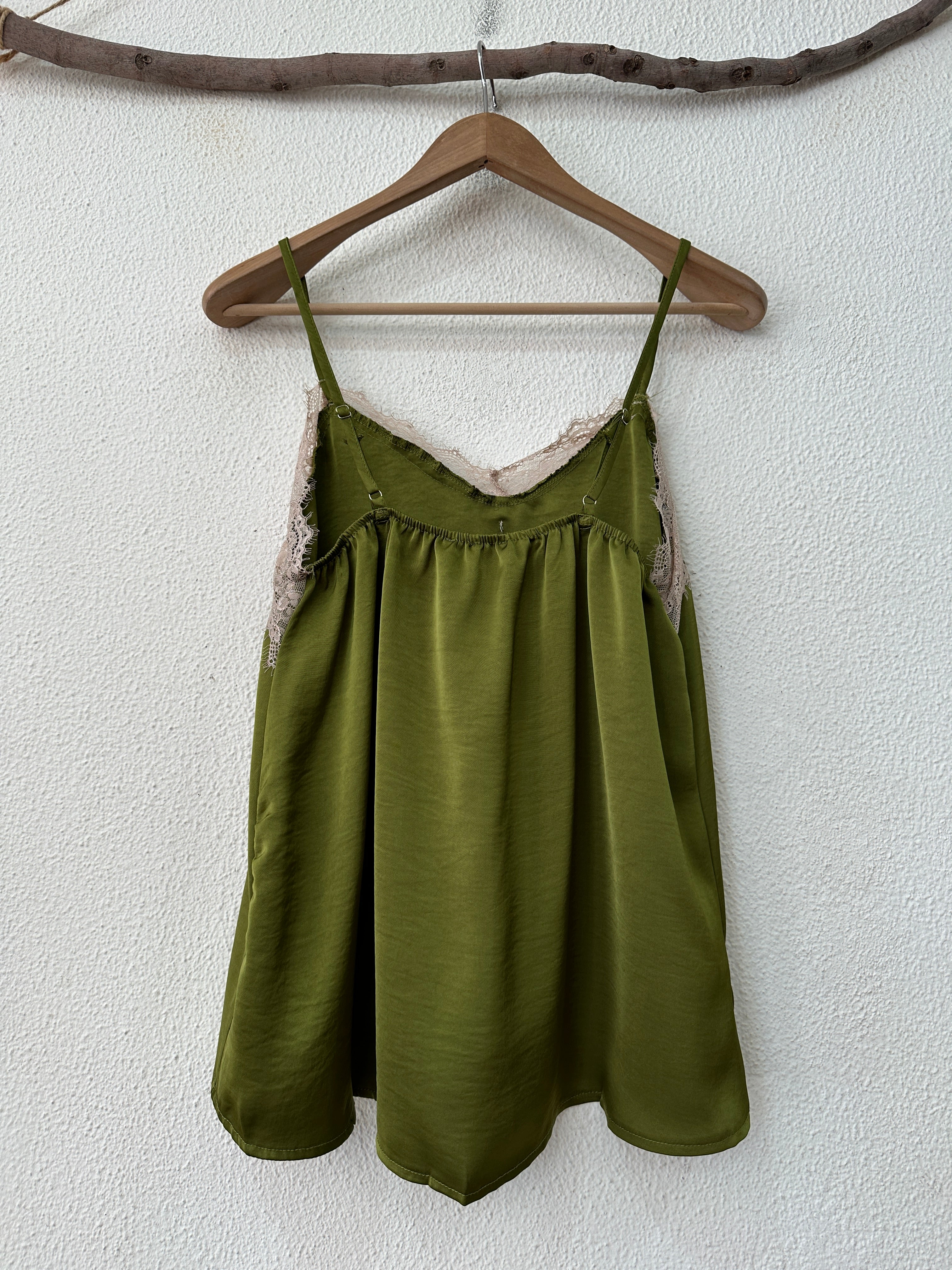 Top acetinado c/ renda JENNIFER