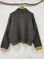 Load image in the gallery viewer,Casaco de malha oversize c/ bolsos AMBIENCE
