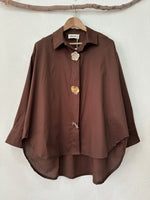 Load image in the gallery viewer,Camisa oversize c/ pregadeiras amovíveis ORLEANS
