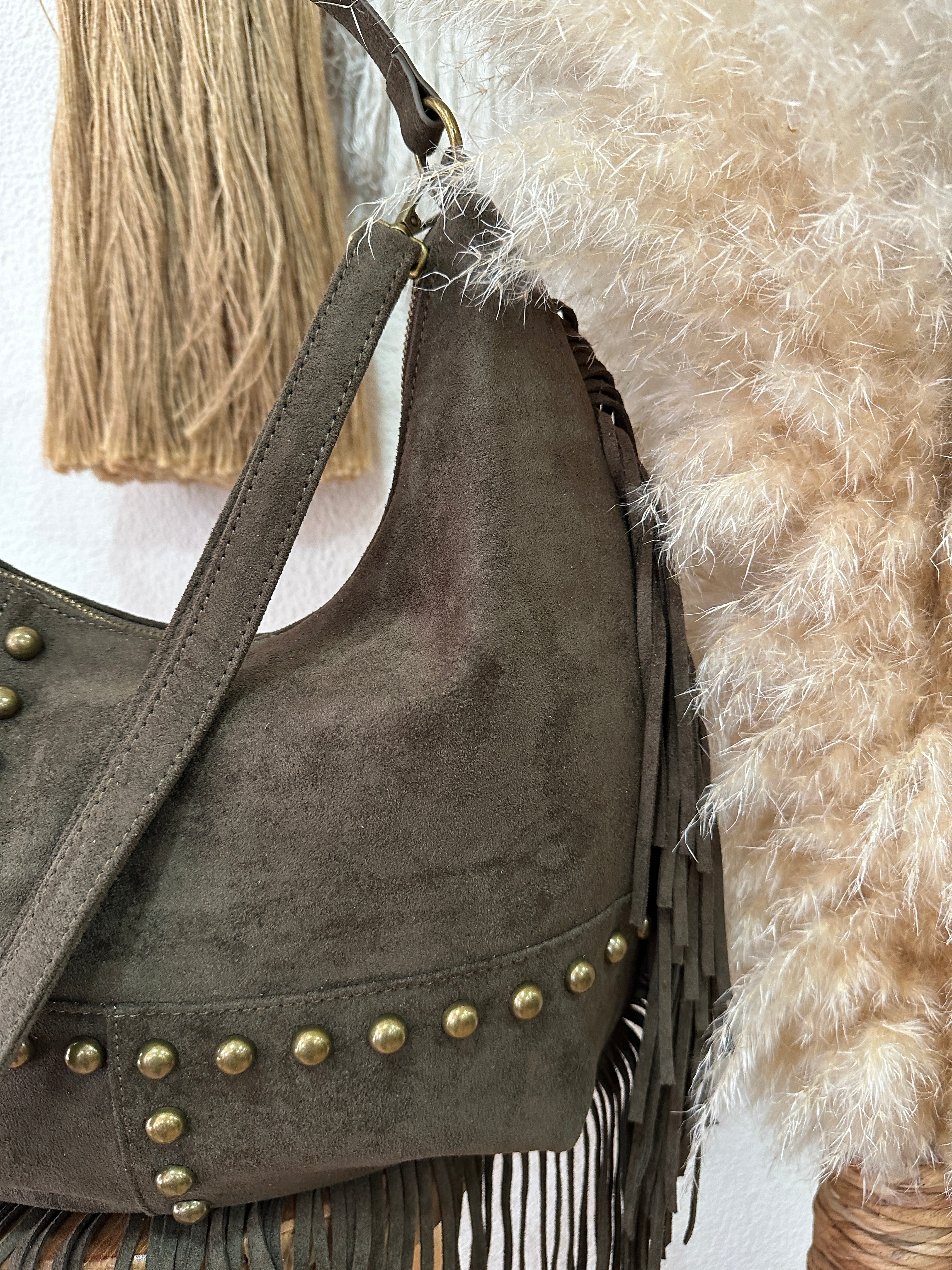 Mala em camurça sintética c/franjas OPHELIA