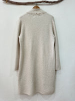 Load image in the gallery viewer,Casaco comprido em malha fina c/franja SNOWDONIA
