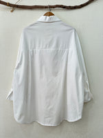 Load image in the gallery viewer,Camisa oversize bordada NICE
