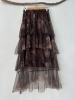 Load image in the gallery viewer,Saia em tule c/ folhos BOSTON
