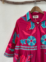 Chargez l'image dans la visionneuse de la galerie,Vestido camiseiro bordado AVANI
