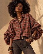 Chargez l'image dans la visionneuse de la galerie,Camisa oversize c/ manga abalonada HEIDI
