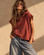 Carregar imagem no visualizador da galeria, Colete oversize em jersey c/ capuz JENNA
