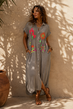 Carica l'immagine nel visualizzatore della galleria,Vestido-camiseiro c/ bolsos CARIBBEAN
