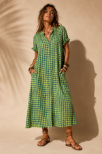 Cargue la imagen en el visor de la galería,Vestido-camiseiro BEATRICE

