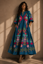 Load image in the gallery viewer,Vestido-camiseiro bordado c/bolsos MYSORE
