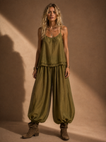Carregar imagem no visualizador da galeria, Conjunto em chiffon de top e calças bombachas SIERRA
