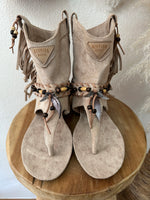 Load image in the gallery viewer,Sandálias boho c/cano SILVERSTONE
