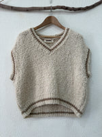 Load image in the gallery viewer,Colete de malha oversize c/ lã AGNES
