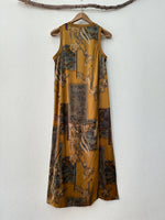 Load image in the gallery viewer,Vestido acetinado LUMINOUS
