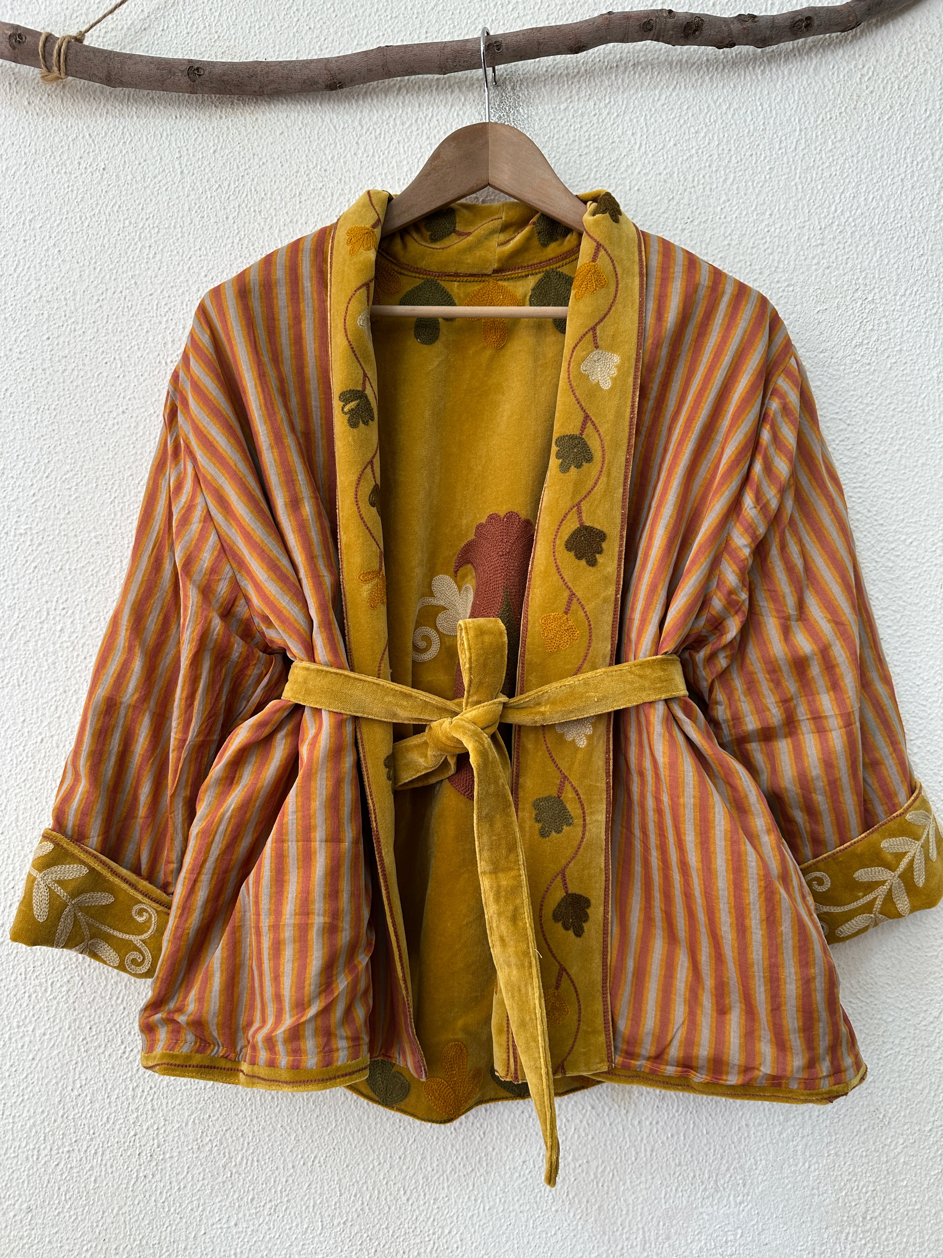 Kimono em veludo bordado AISHA